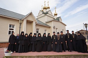 Сотрудники Синодального отдела по монастырям и монашеству по благословению архиепископа Сергиево-Посадского Феогноста посетили Якутию