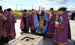 Митрополит Георгий совершил закладку храма в Вознесенском скиту Свято-Троицкого Серафимо-Дивеевского монастыря 