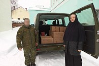 Сестры Спасо-Вознесенского монастыря Смоленска передали Рождественские подарки для бойцов