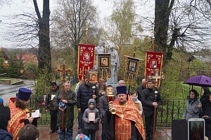 В Аносином монастыре молитвенно почтили 72-ю годовщину победы в ВОВ