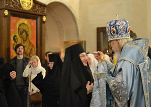 Епископ Пантелеимон отслужил всенощную в Марфо-Маринской обители накануне праздника Благовещения