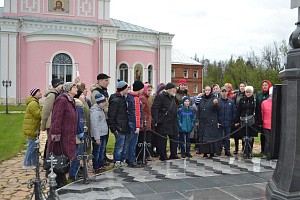 Зосимову пустынь посетили воспитанники детского дома-интерната г. Москвы