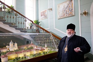 Глава Комитета ГД по развитию гражданского общества С.А. Гаврилов и и епископ Кронштадтский Назарий обсудили вопросы взаимодействия городских властей и крупнейшего монастыря северной столицы