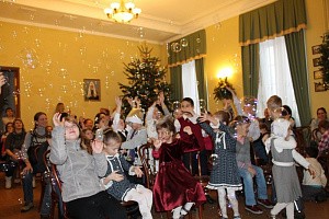 В Марфо-Мариинской обители милосердия состоялись Рождественские елки