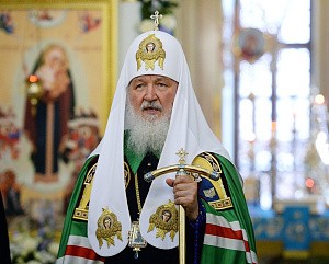 Оставайтесь сильными и способными различать духов в этом мире, не поддаваться соблазнам, не поддаваться действию духов злобы поднебесных