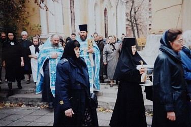 Первая служба, Крестный ход, 14 октября 1995 года