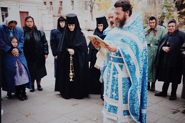 Первая служба, Крестный ход, 14 октября 1995 года